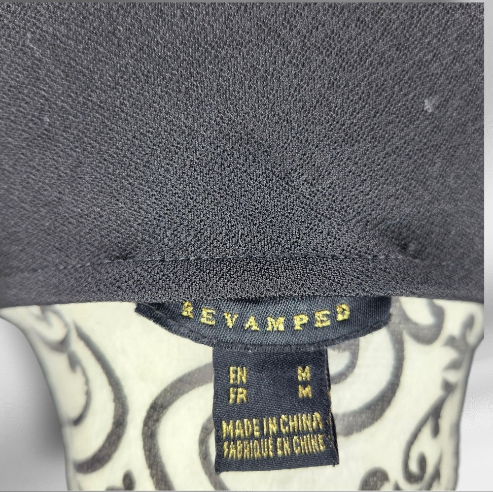 REVAMPED Cropped Top With Cut-out - Medium - Picture 5 of 5